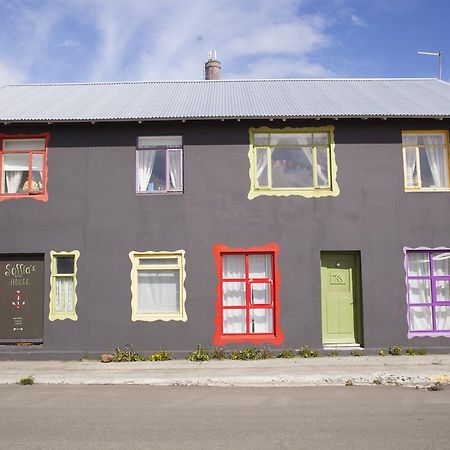 Отель Soffia'S House Siglufjordur Экстерьер фото